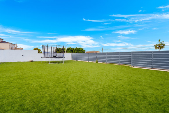 Herverkoop - Vrijstaande Villa - Algorfa - Lomas de La Juliana