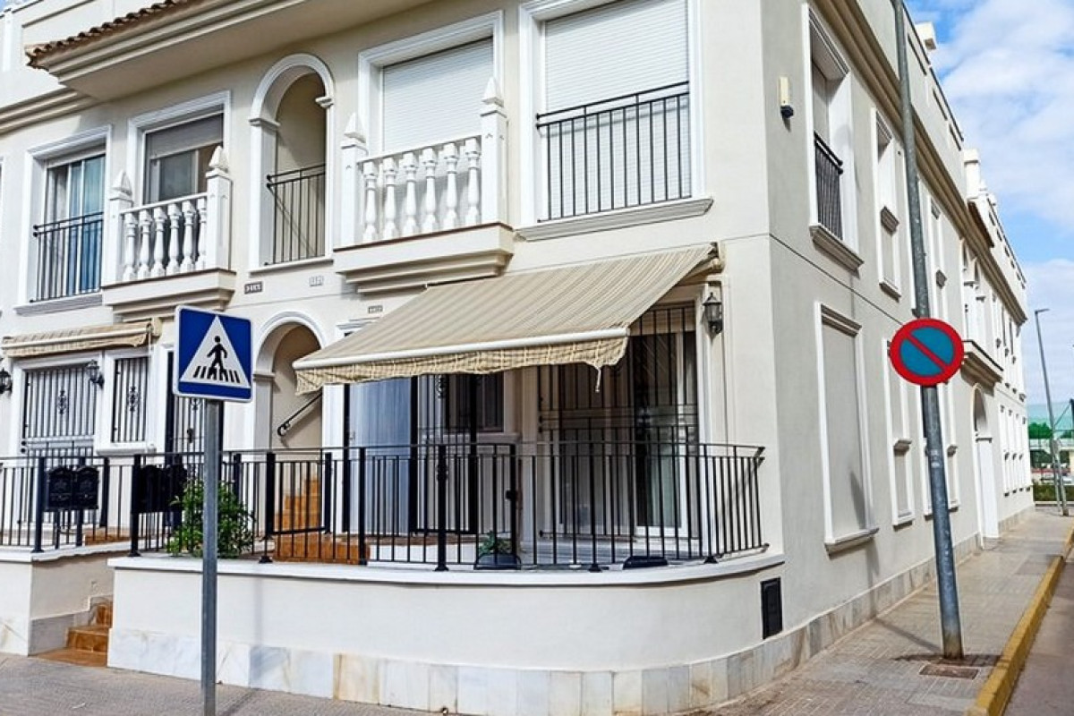 Resale - Apartment  - Formentera del Segura - Formentera - Village