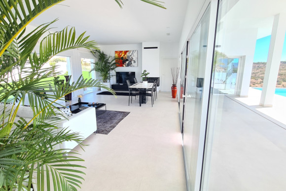 Herverkoop - Vrijstaande Villa - La Marina