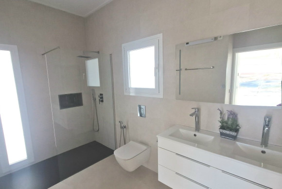 Herverkoop - Vrijstaande Villa - La Marina