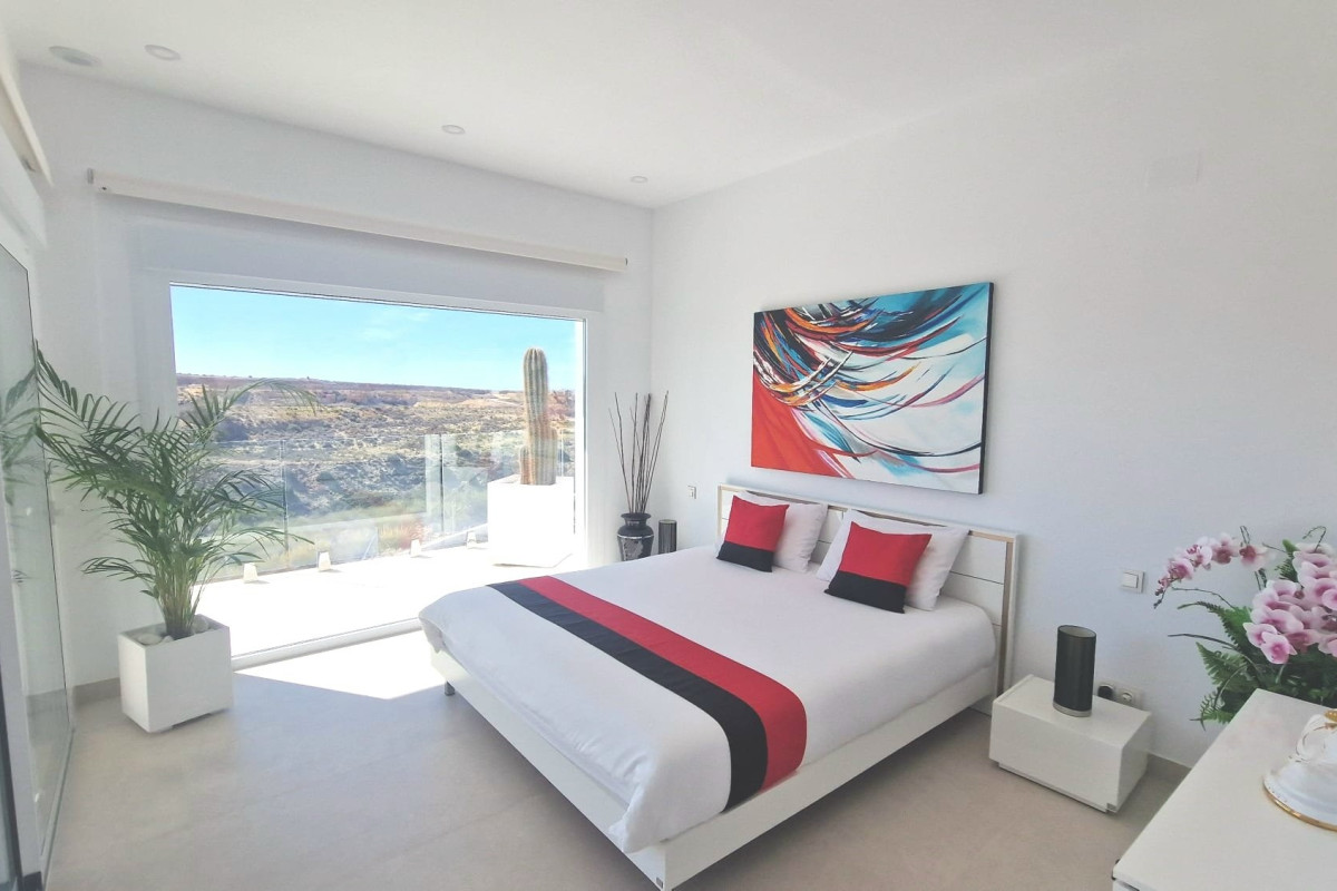 Herverkoop - Vrijstaande Villa - La Marina