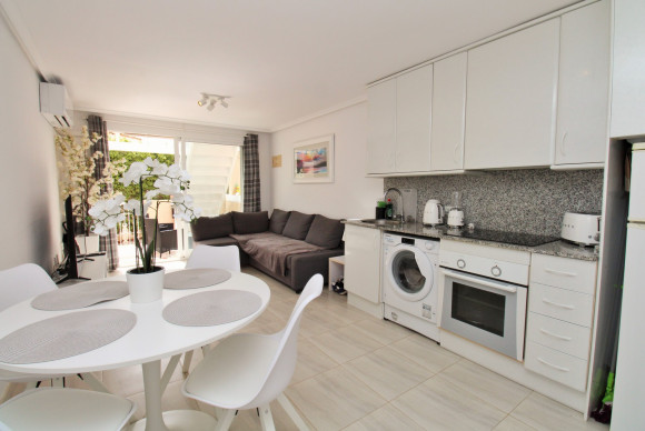 Resale - Bungalow - Villamartin