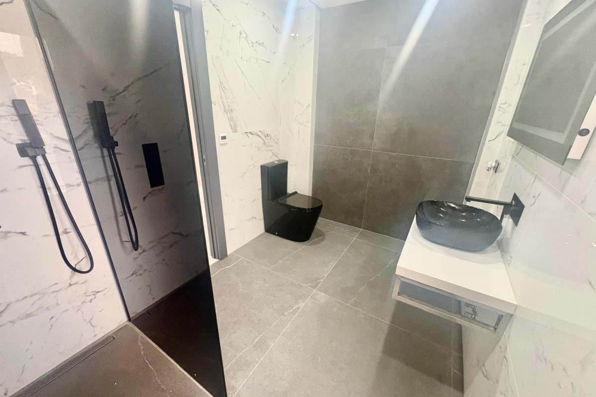 Revente - Chalet Independiente - Orihuela Costa