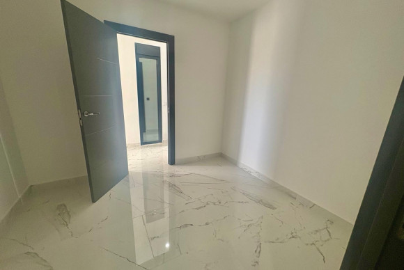 Revente - Chalet Independiente - Orihuela Costa