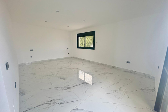 Revente - Chalet Independiente - Orihuela Costa