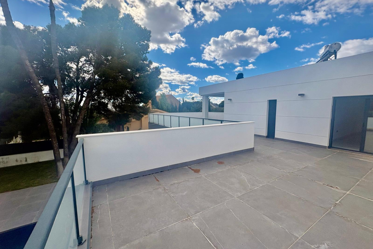 Revente - Chalet Independiente - Orihuela Costa