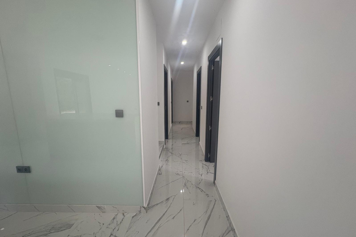 Revente - Chalet Independiente - Orihuela Costa