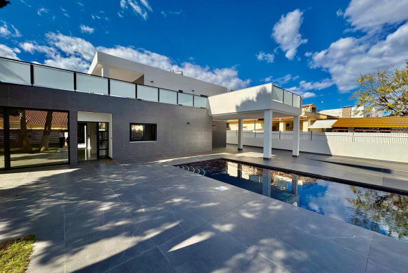 Revente - Chalet Independiente - Orihuela Costa