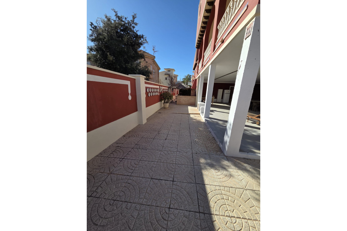 Revente - House - Orihuela Costa