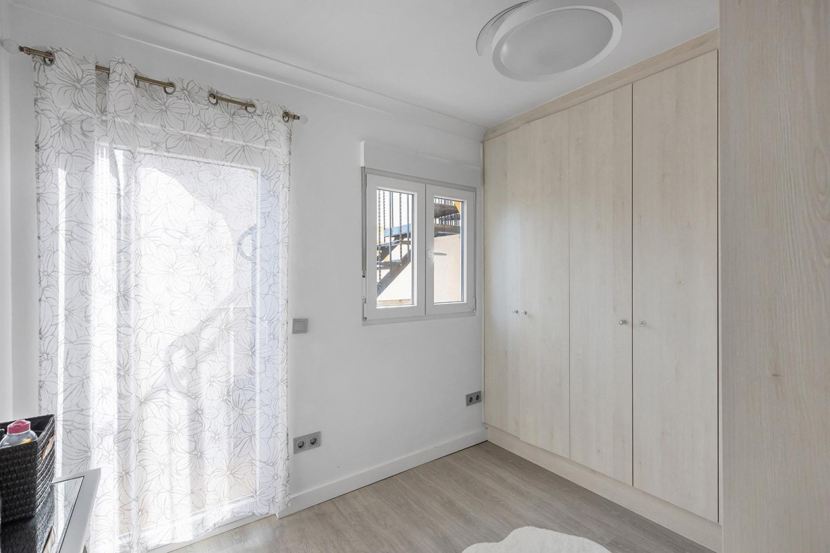 Herverkoop - Villa - Guardamar del Segura - Urbanizaciones