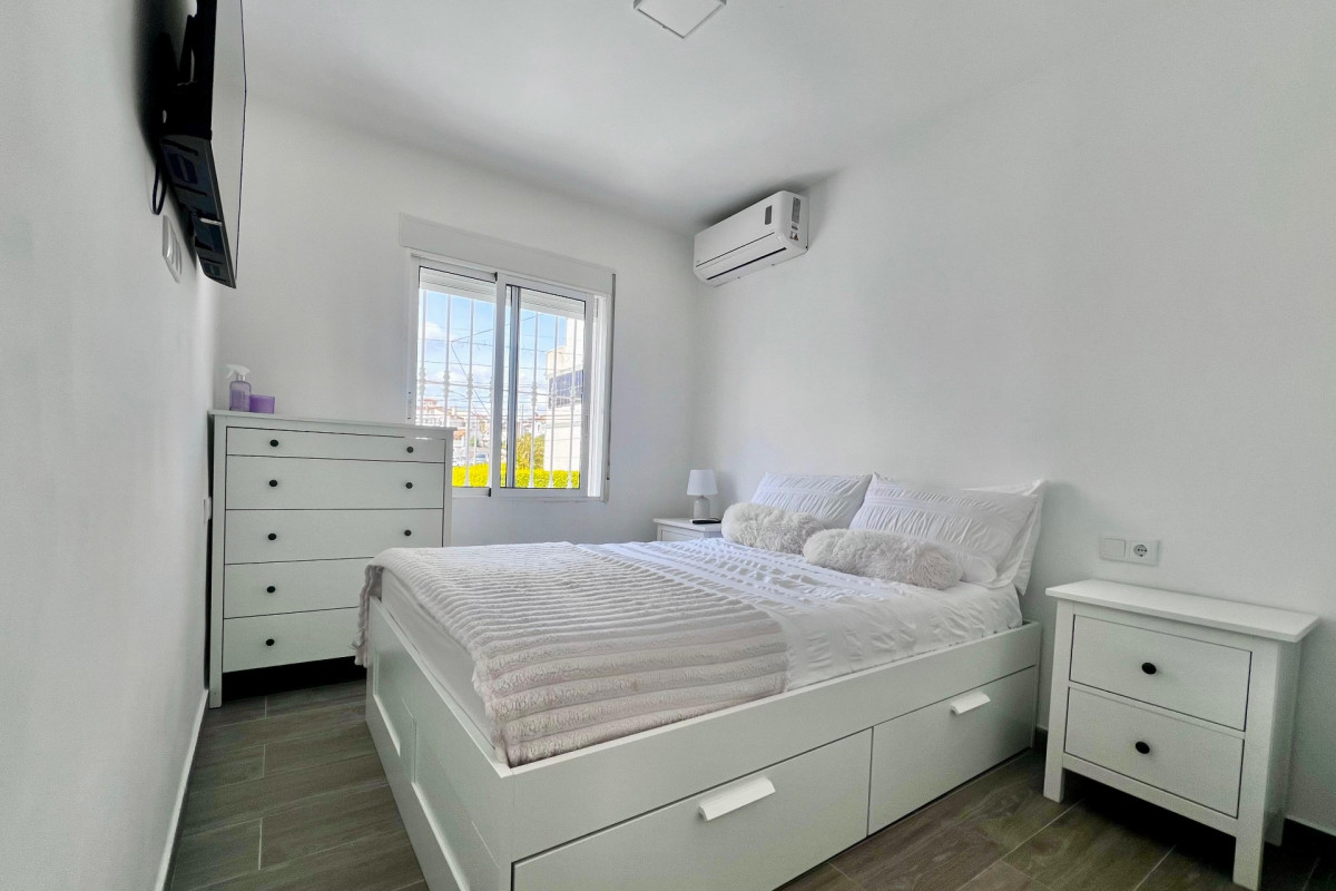 Herverkoop - Villa - San Miguel de Salinas - Las filipinas