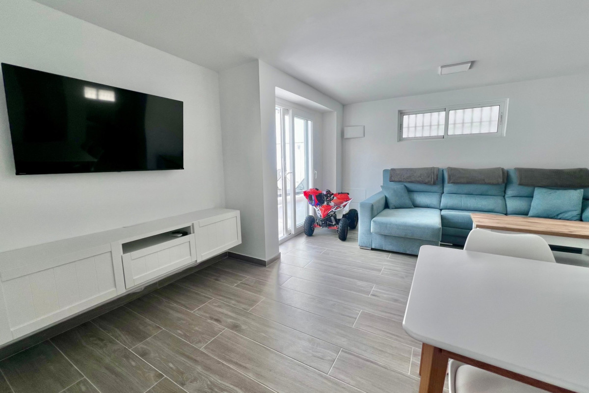 Herverkoop - Villa - San Miguel de Salinas - Las filipinas