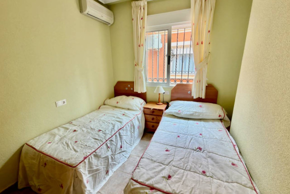 Herverkoop - Villa - Guardamar del Segura