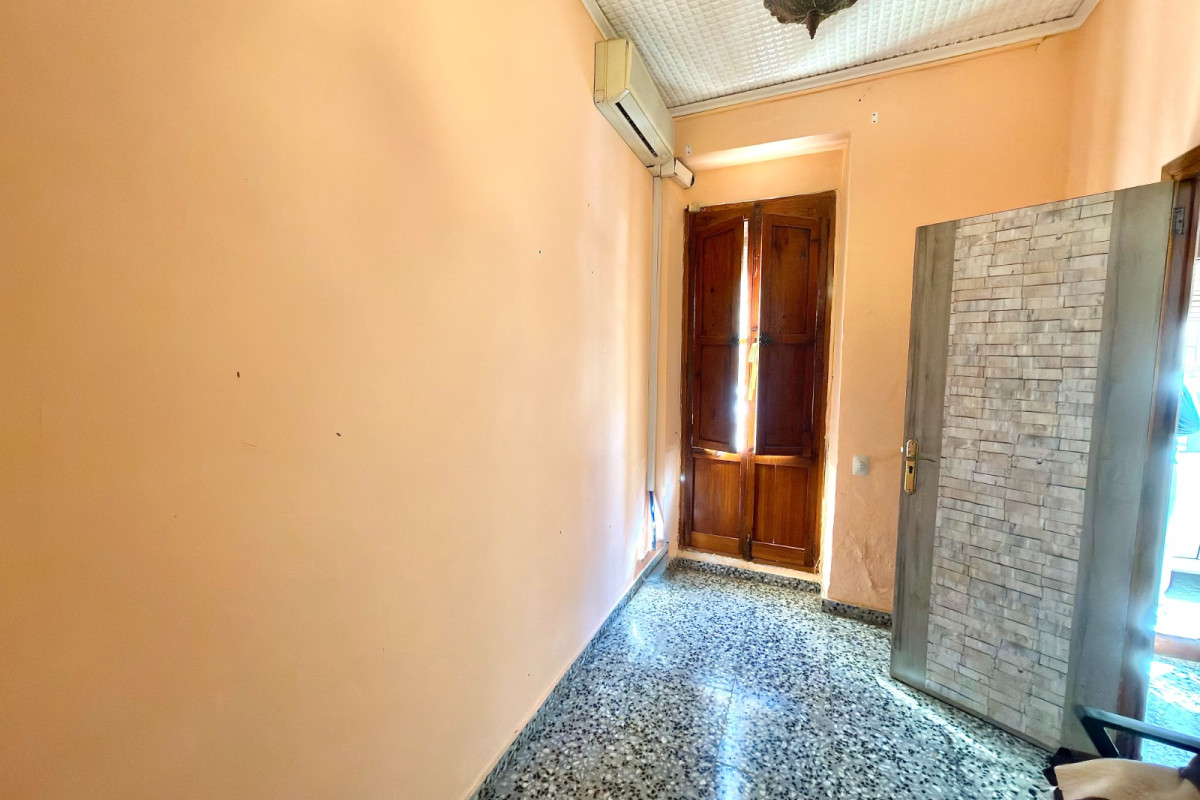 Resale - Casa de Pueblo - Vergel