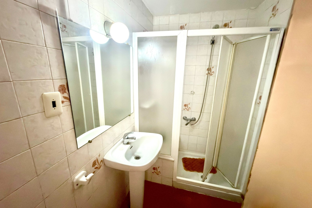 Resale - Casa de Pueblo - Vergel