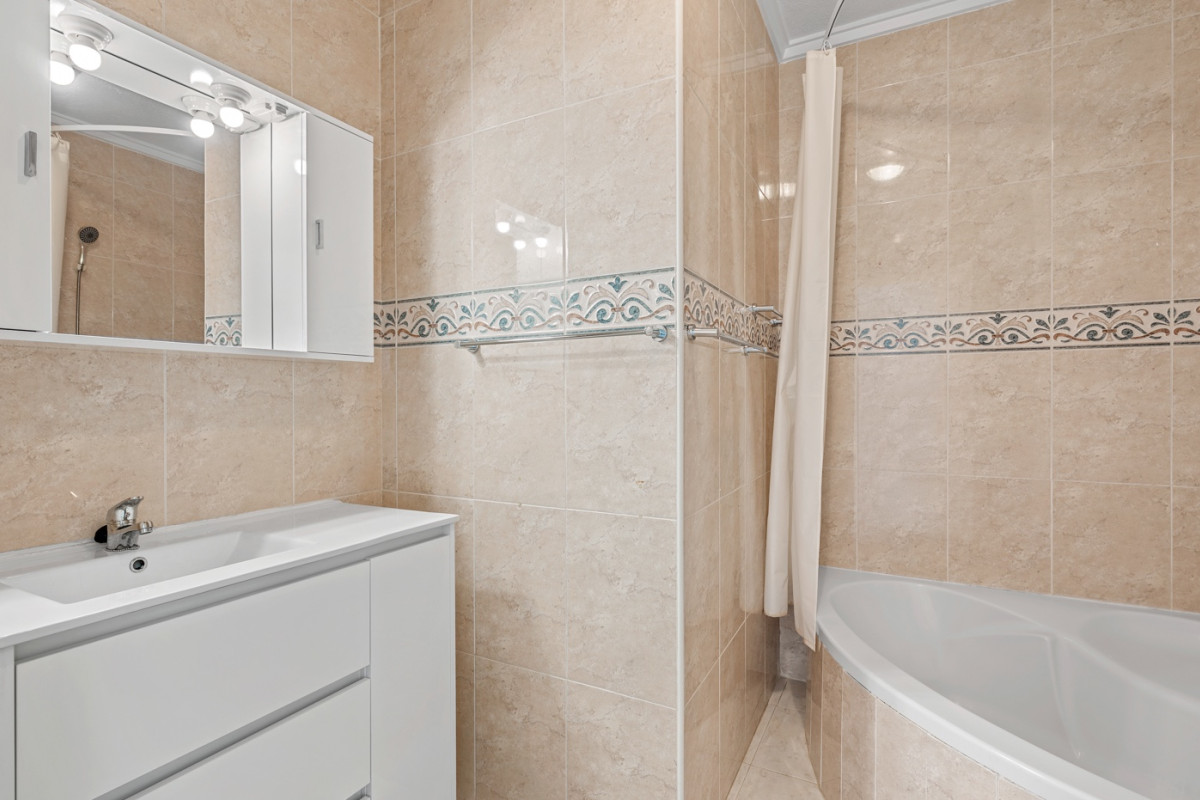 Resale - Townhouse - Ciudad Quesada - Doña Pepa