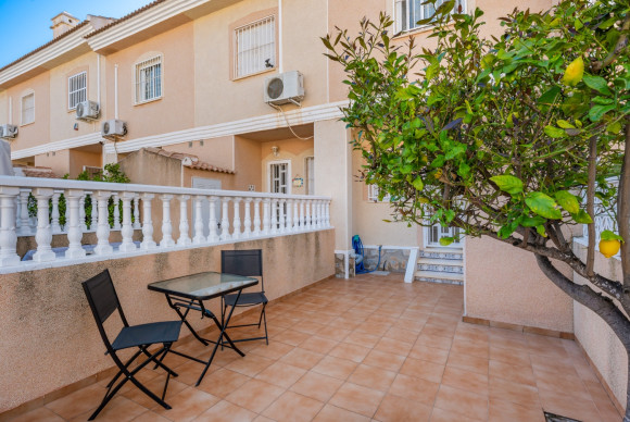 Resale - Townhouse - Ciudad Quesada - Doña Pepa