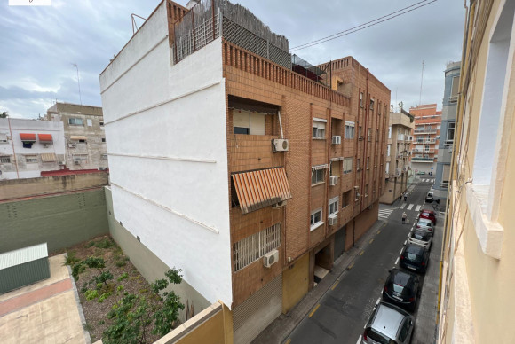 Reventa - Apartamento / piso - Valencia - El Grau