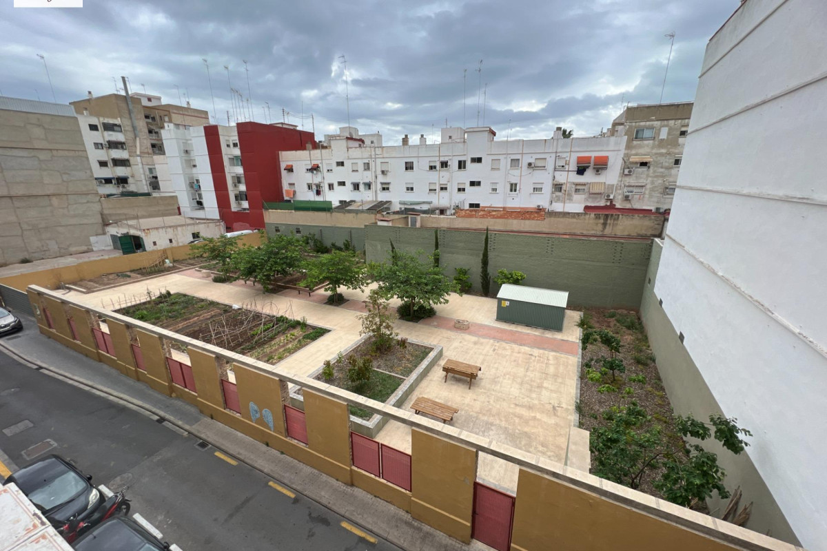 Resale - Apartment  - Valencia - El Grau