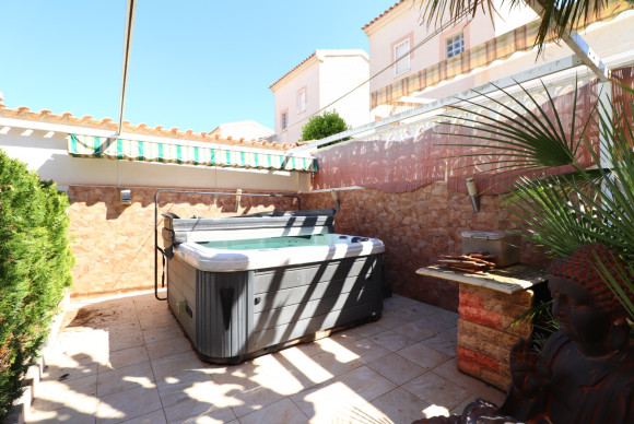 Herverkoop - Vrijstaande Villa - Ciudad Quesada - Atalayas