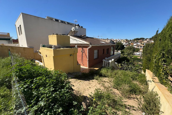 Herverkoop - Villa - Torrevieja - Los balcones