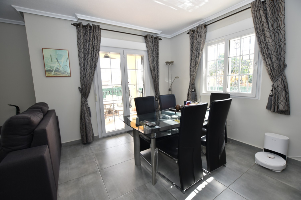 Herverkoop - Villa - Orihuela Costa - Los Dolses