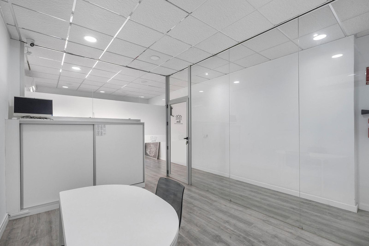 Herverkoop - Winkelruimte te koop - Torrevieja - La Mata pueblo