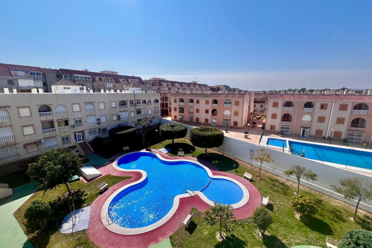 Herverkoop - Appartement  - Torrevieja - Acequion
