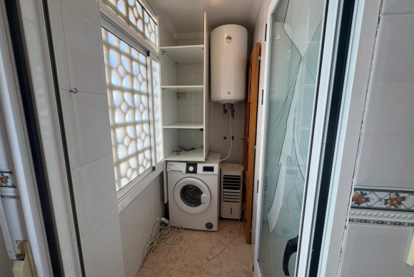 Reventa - Apartamento / piso - Torrevieja - La Mata