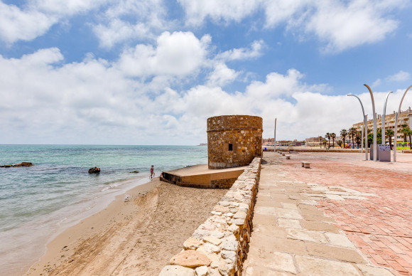 Reventa - Apartamento / piso - Torrevieja - La Mata