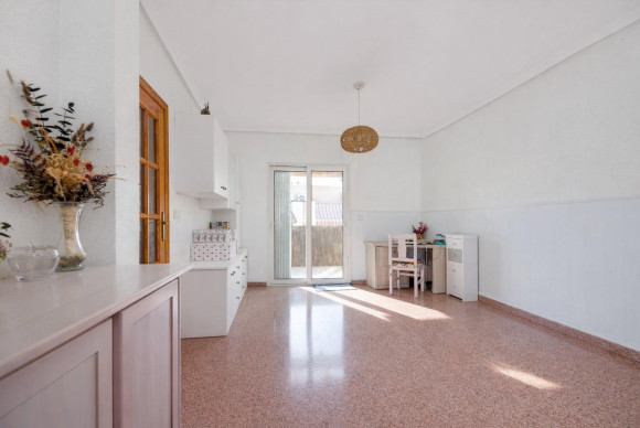 Reventa - Apartamento / piso - Torrevieja - Parque de Las Naciones