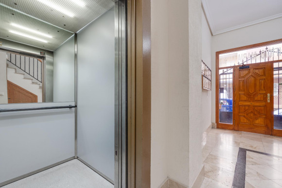 Reventa - Apartamento / piso - Torrevieja - Parque de Las Naciones