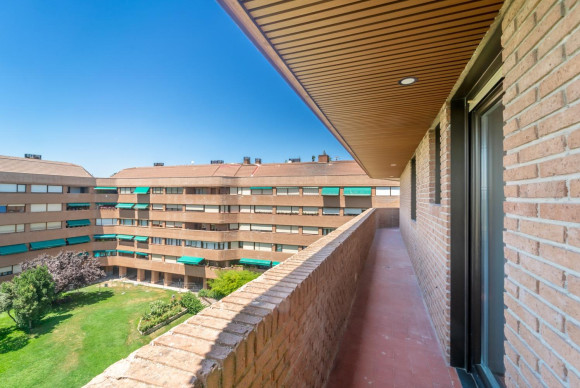 Reventa - Apartamento / piso - Madrid - Fuentelarreina