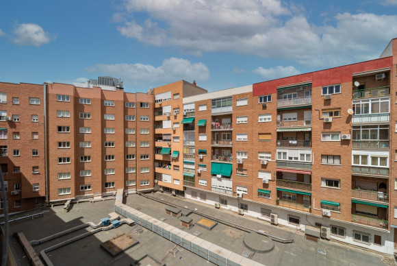 Herverkoop - Appartement  - Madrid - Palos de Moguer