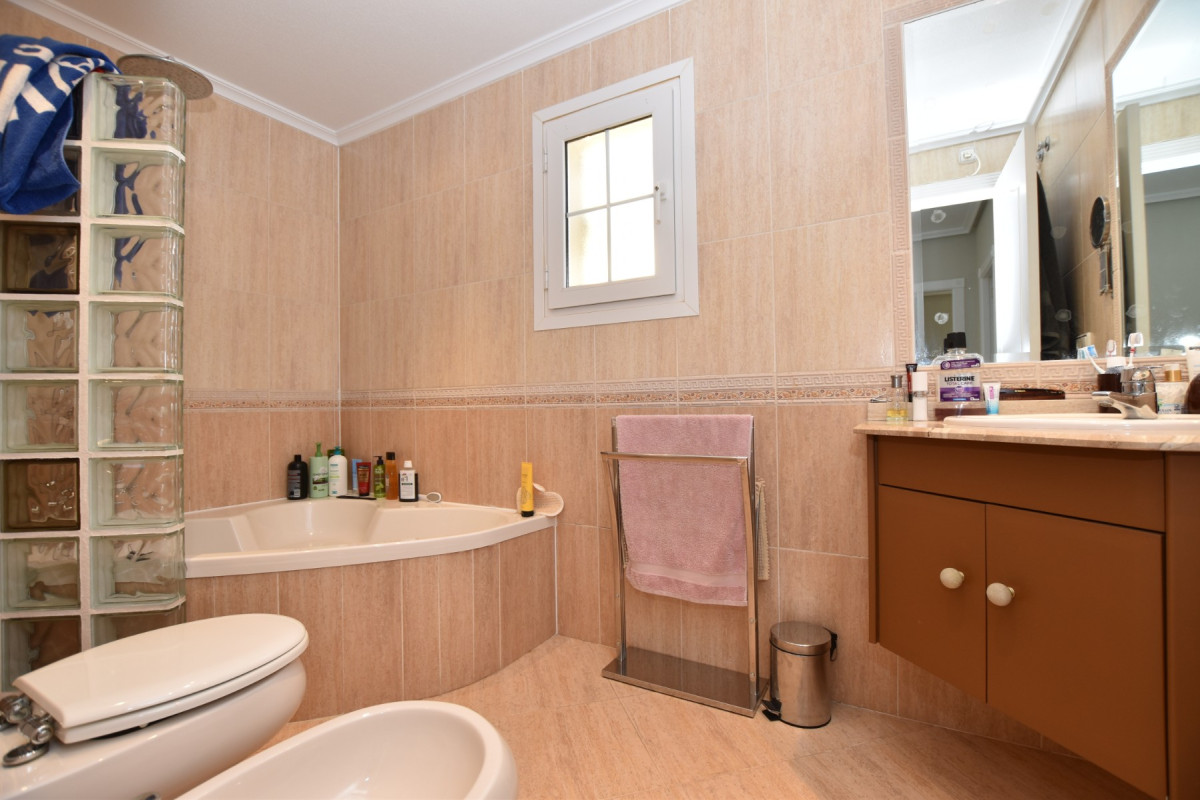 Reventa - Detached Villa - Orihuela Costa - Los Dolses