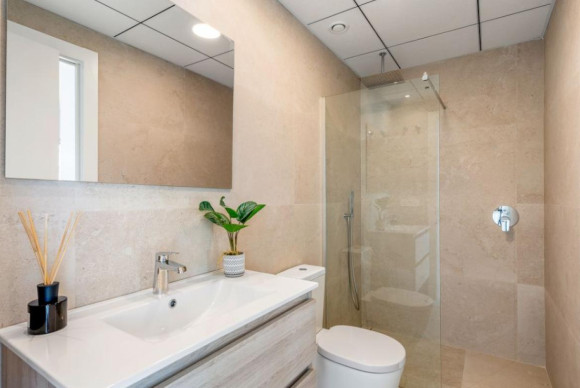 Obra nueva - Villa - Los Alcázares