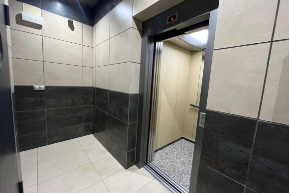 Reventa - Apartamento / piso - Torrevieja - La Mata pueblo