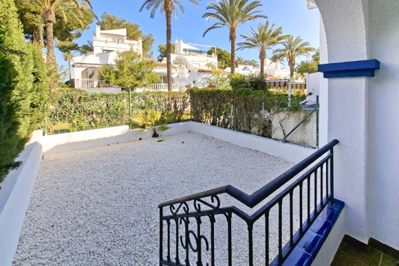 Resale - Town House - Villamartin