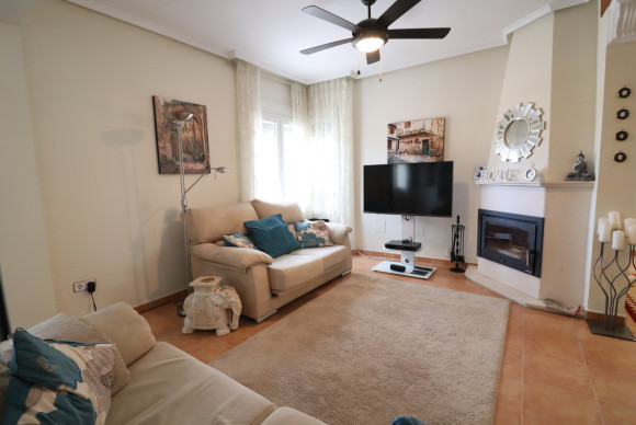 Reventa - Casa semi independiente - Algorfa - Montebello