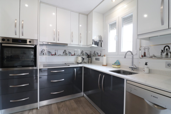 Reventa - Casa semi independiente - Algorfa - Montebello