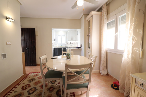 Reventa - Casa semi independiente - Algorfa - Montebello