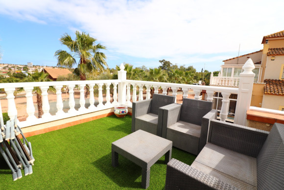 Reventa - Casa semi independiente - Algorfa - Montebello