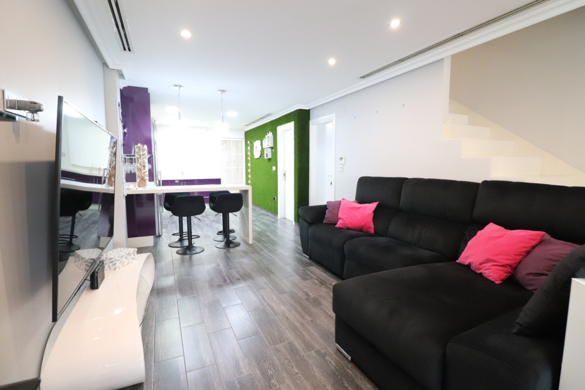 Reventa - Adosado - Redovan - Redovan - Town