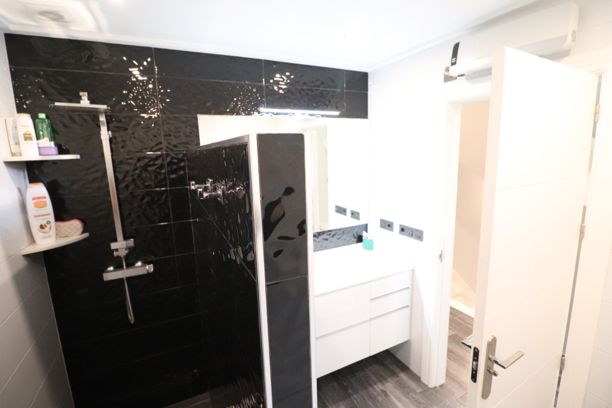 Reventa - Adosado - Redovan - Redovan - Town