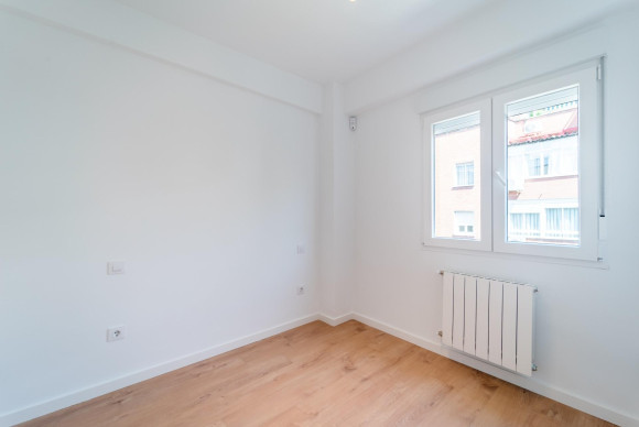 Herverkoop - Appartement  - Madrid - Palos de Moguer