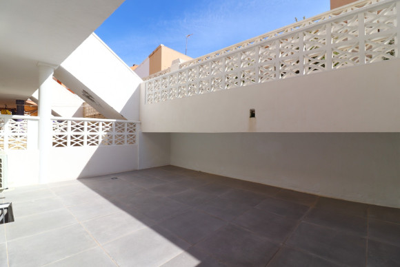 Reventa - Apartamento / piso - Torrevieja - Torre La Mata