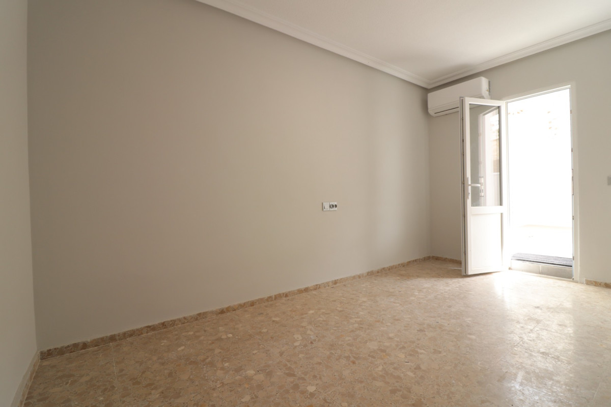 Reventa - Apartamento / piso - Torrevieja - Torre La Mata
