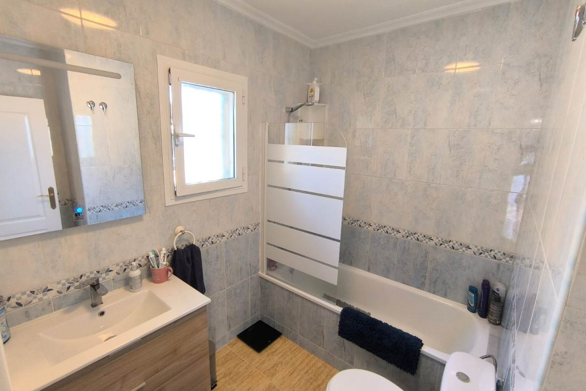 Reventa - Detached Villa - Guardamar del Segura - El Raso