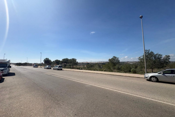 Resale - Bungalow - Orihuela Costa