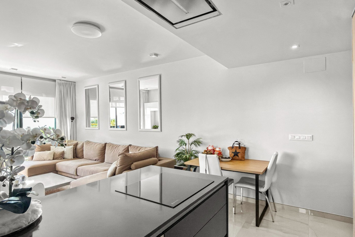 Resale - Apartment  - Orihuela Costa - Playa Flamenca